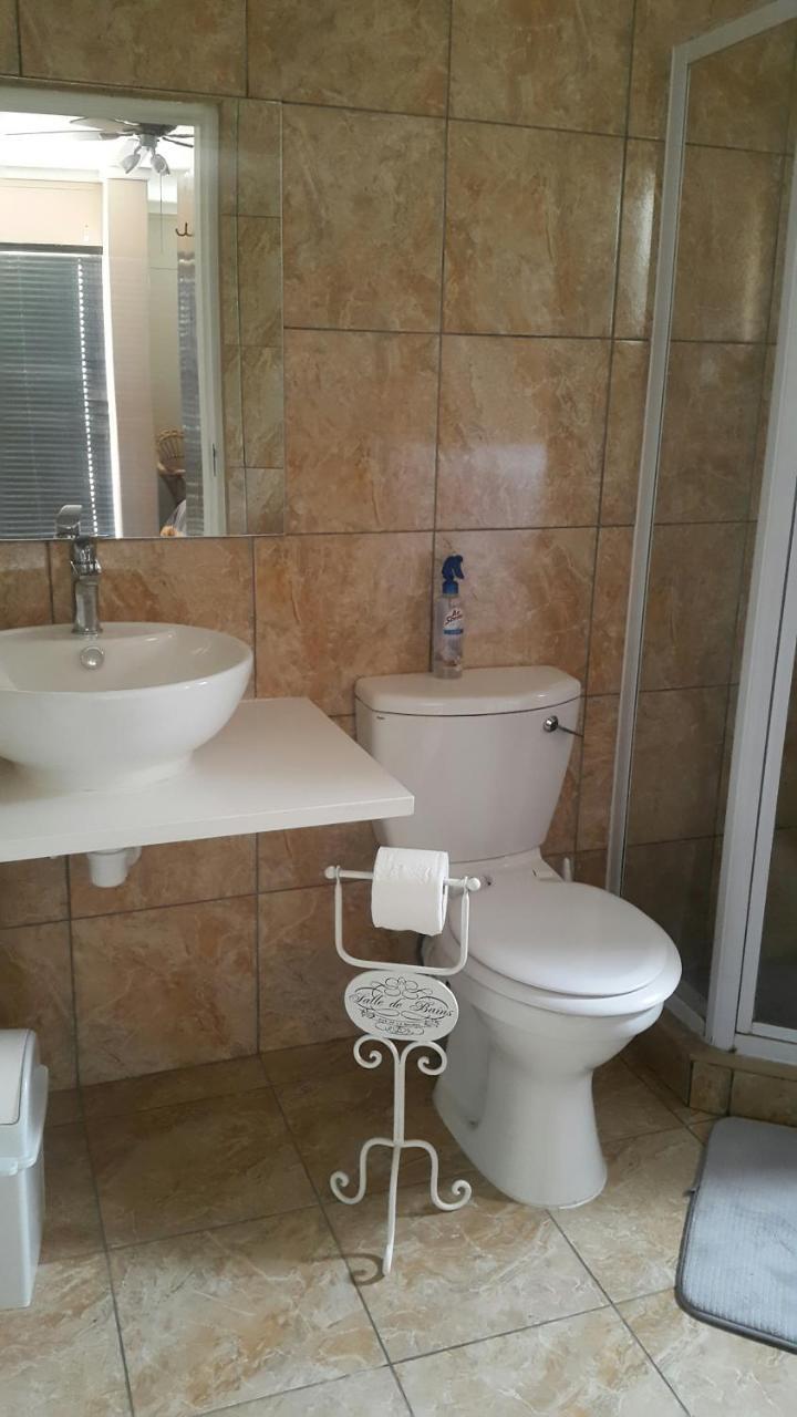Kleines Nest Bed And Breakfast Walvis Bay Eksteriør bilde