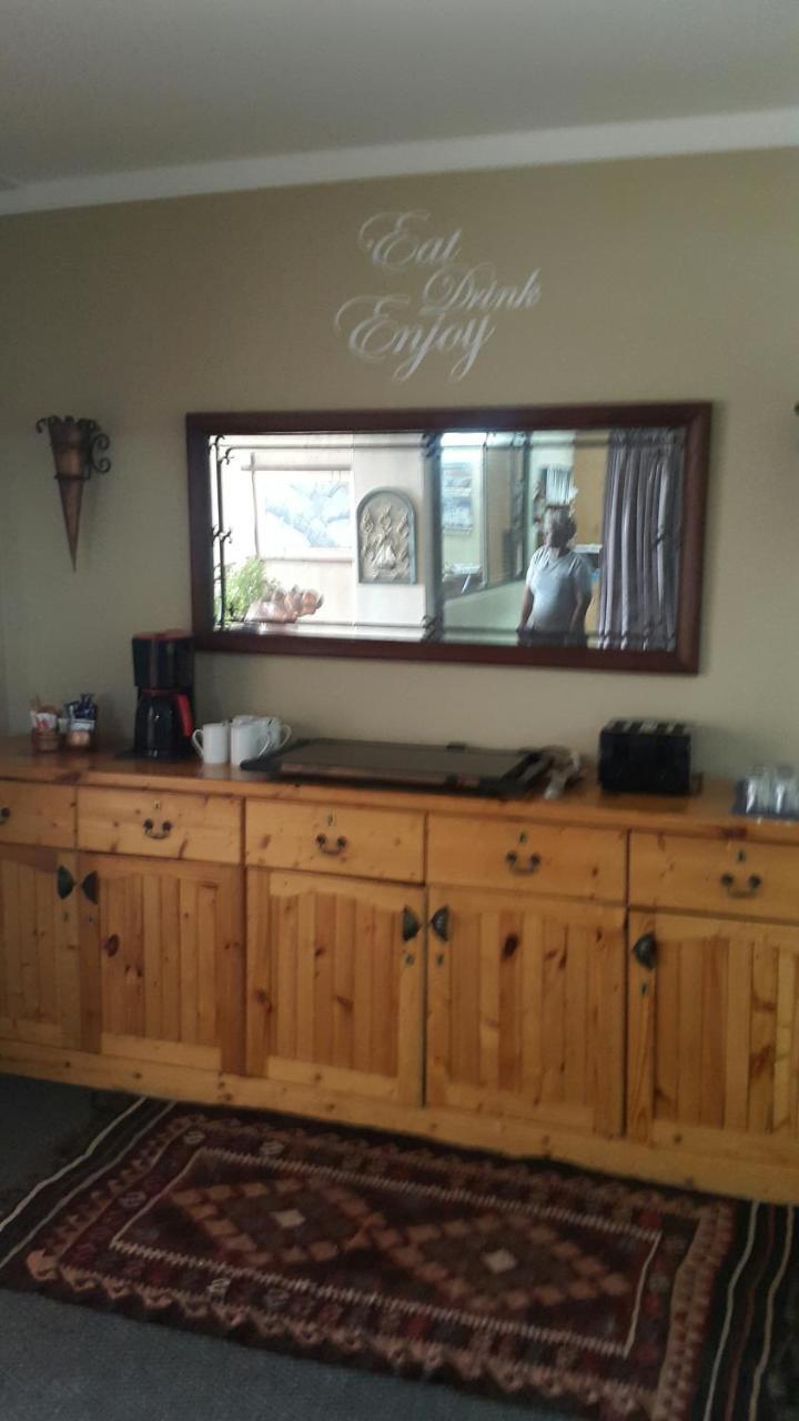 Kleines Nest Bed And Breakfast Walvis Bay Eksteriør bilde